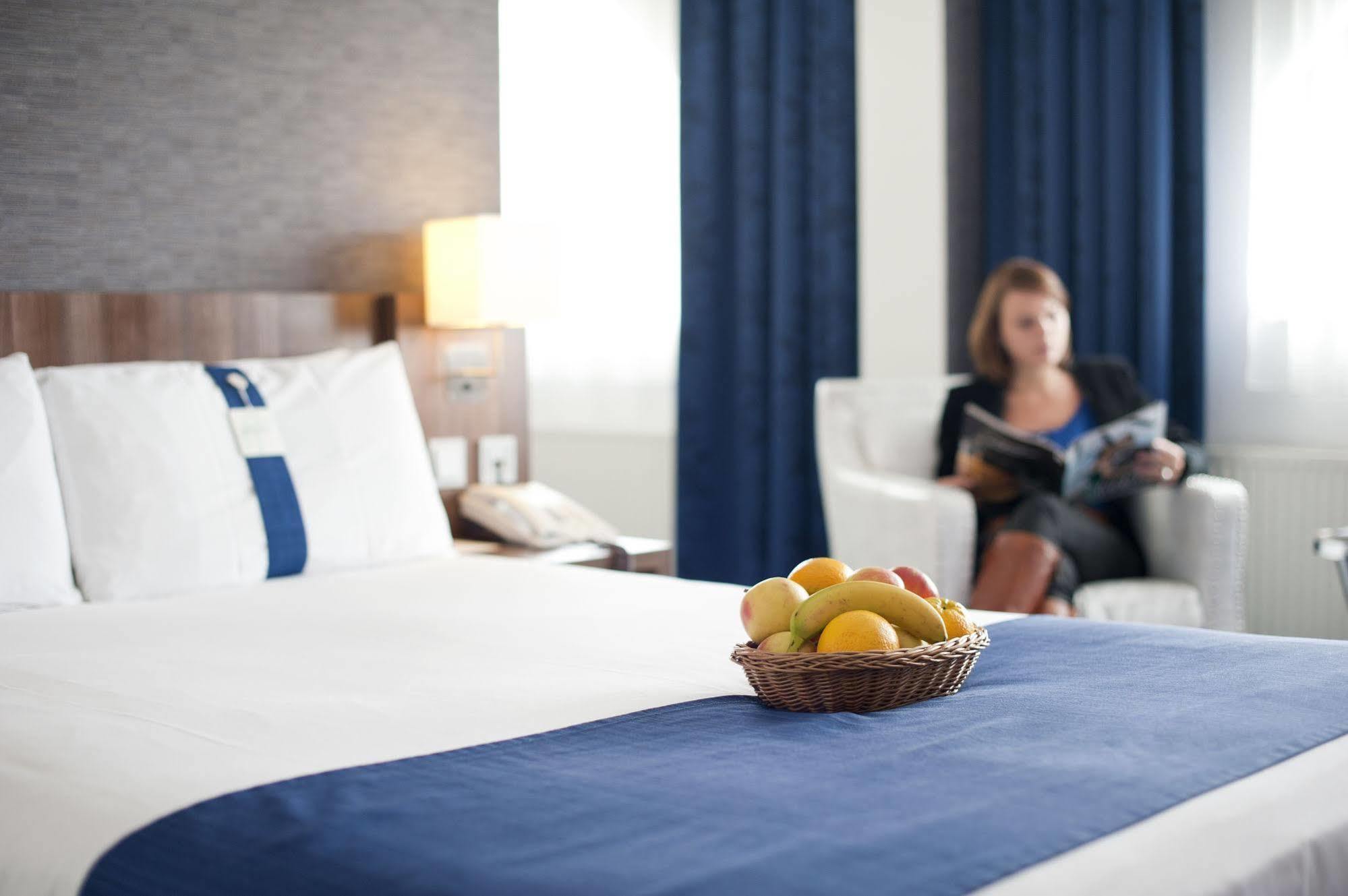 Hotel Port Of Мурдейк Экстерьер фото
